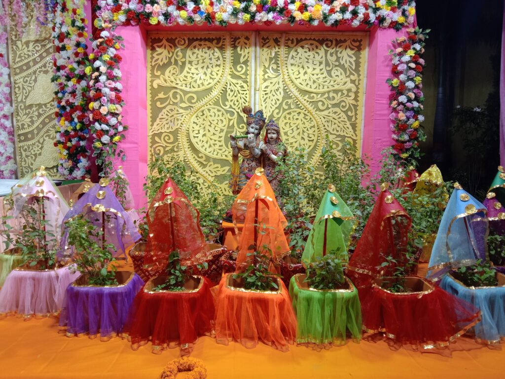 <em>शक्ति में सामूहिक तुलसी विवाह एवं एकादशी उद्यापन में शामिल होंगे 151 जोड़े, महामंडलेश्वर अमृतानंद सरस्वती भरत महाराज के सानिध्य में 23 नवंबर को शुभम ग्रीन्स में होगा भव्य धार्मिक आयोजन, देर शाम निकलेगी बारात, 101 जोड़ों का लक्ष्य पहुंचा 151 जोड़ों पर, शहर वासी साक्षी बनेंगे इस तुलसी विवाह आयोजन के</em> <em>शक्ति में सामूहिक तुलसी विवाह एवं एकादशी उद्यापन में शामिल होंगे 151 जोड़े, महामंडलेश्वर अमृतानंद सरस्वती भरत महाराज के सानिध्य में 23 नवंबर को शुभम ग्रीन्स में होगा भव्य धार्मिक आयोजन, देर शाम निकलेगी बारात, 101 जोड़ों का लक्ष्य पहुंचा 151 जोड़ों पर, शहर वासी साक्षी बनेंगे इस तुलसी विवाह आयोजन के</em> kshititech