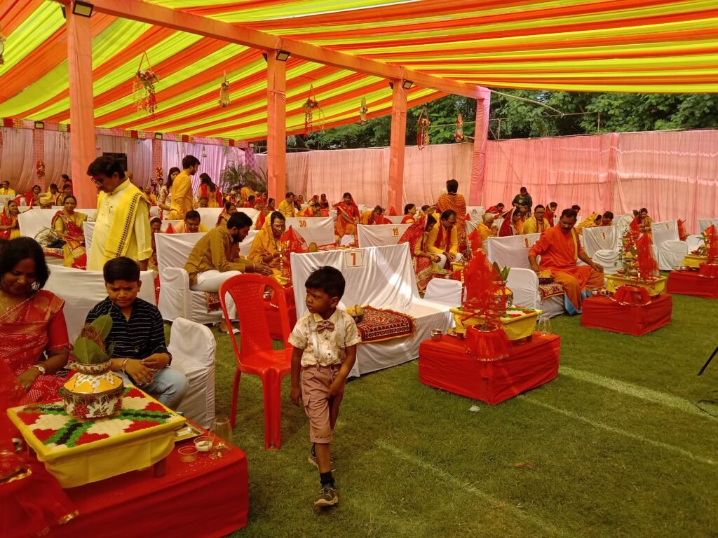 <em>शक्ति के शुभम भवन में हुआ 131 जोड़ो द्वारा सामूहिक तुलसी विवाह एवं एकादशी उद्यापन,उमड़ पड़ा लोगों का धार्मिक जुनून, महामंडलेश्वर अमृतानंद सरस्वती भरत महाराज के सानिध्य में संपन्न हुआ तुलसी विवाह</em>, भरत महाराज ने कहा-- तुलसी विवाह एकादशी उद्यापन से मिलता है पुण्य <em>शक्ति के शुभम भवन में हुआ 131 जोड़ो द्वारा सामूहिक तुलसी विवाह एवं एकादशी उद्यापन,उमड़ पड़ा लोगों का धार्मिक जुनून, महामंडलेश्वर अमृतानंद सरस्वती भरत महाराज के सानिध्य में संपन्न हुआ तुलसी विवाह</em>, भरत महाराज ने कहा-- तुलसी विवाह एकादशी उद्यापन से मिलता है पुण्य kshititech
