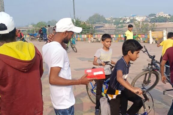 <em>26 नवंबर अमूल के जनक डॉक्टर वर्गीस कुरियन का जन्मदिन विशेष-- अमूल टेस्ट ऑफ इंडिया-संसार का सब से बड़ा सहकारी आंदोलन</em>, पूरी दुनिया में अमूल ने जमाया अपना बड़ा कब्जा <em>26 नवंबर अमूल के जनक डॉक्टर वर्गीस कुरियन का जन्मदिन विशेष-- अमूल टेस्ट ऑफ इंडिया-संसार का सब से बड़ा सहकारी आंदोलन</em>, पूरी दुनिया में अमूल ने जमाया अपना बड़ा कब्जा kshititech