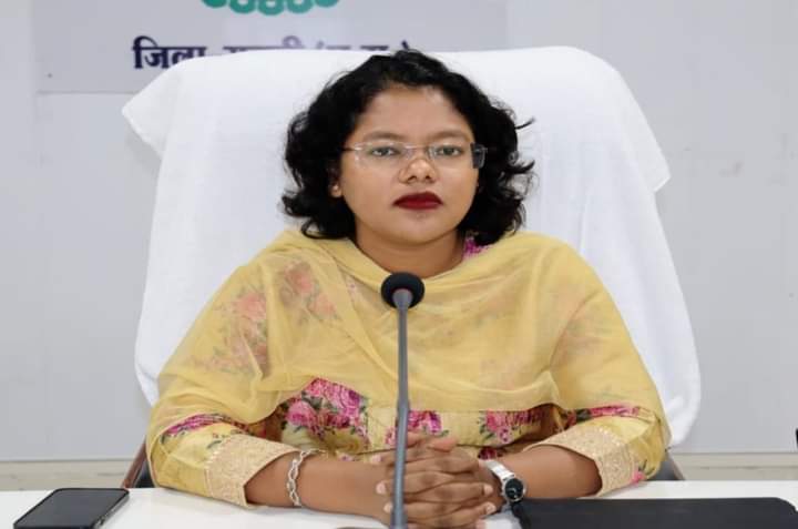 54 दिनों की प्रभावी चुनावी आचार संहिता हुई खत्म--<em>कलेक्टर नूपुर ने जिले वासियों को सफलतापूर्वक निर्वाचन संपन्न होने पर दिया धन्यवाद, नूपुर ने कहा-अधिकारी/ कर्मचारियों ने भी टीम भावना से जवाबदारी के साथ निर्वाचन कार्य में करी भागीदारी, मीडिया का भी किया कलेक्टर ने विशेष आभार</em> 54 दिनों की प्रभावी चुनावी आचार संहिता हुई खत्म--<em>कलेक्टर नूपुर ने जिले वासियों को सफलतापूर्वक निर्वाचन संपन्न होने पर दिया धन्यवाद, नूपुर ने कहा-अधिकारी/ कर्मचारियों ने भी टीम भावना से जवाबदारी के साथ निर्वाचन कार्य में करी भागीदारी, मीडिया का भी किया कलेक्टर ने विशेष आभार</em> kshititech