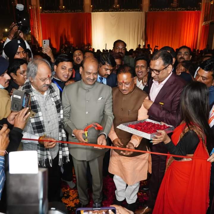 <em>रायगढ़ में अग्रवाल समाज बनाएगा 100 करोड़ के सेवा प्रोजेक्ट, लोकसभा अध्यक्ष के सामने अग्रोहा धाम ट्रस्ट के अध्यक्ष राकेश अग्रवाल ने करी घोषणा, शासन उपलब्ध करवाएगी जमीन, 27 दिसंबर को हुआ करोड़ की लागत से बने अग्रोहा धाम का लोकार्पण, मुख्यमंत्री साय भी रहे मौजूद, सीएम के रायगढ़ पहुंचने पर हुआ ऐतिहासिक स्वागत</em>, मंत्री ओपी चौधरी ने कहा रायगढ़ में बढ़ाएंगे रेल-हवाई सुविधाये <em>रायगढ़ में अग्रवाल समाज बनाएगा 100 करोड़ के सेवा प्रोजेक्ट, लोकसभा अध्यक्ष के सामने अग्रोहा धाम ट्रस्ट के अध्यक्ष राकेश अग्रवाल ने करी घोषणा, शासन उपलब्ध करवाएगी जमीन, 27 दिसंबर को हुआ करोड़ की लागत से बने अग्रोहा धाम का लोकार्पण, मुख्यमंत्री साय भी रहे मौजूद, सीएम के रायगढ़ पहुंचने पर हुआ ऐतिहासिक स्वागत</em>, मंत्री ओपी चौधरी ने कहा रायगढ़ में बढ़ाएंगे रेल-हवाई सुविधाये kshititech