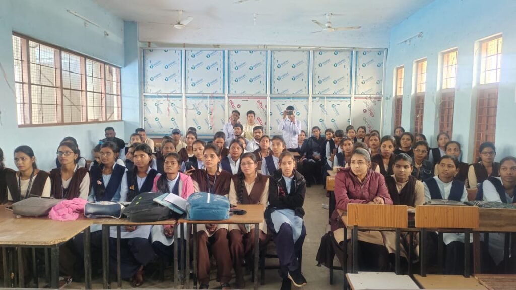 <em>महाविद्यालय ने किया अंबेडकर जी को स्मरण-- शासकीय क्रान्ति कुमार भारतीय महाविद्यालय सक्ति में डॉ भीमराव अम्बेडकर की 67 वी पुण्यतिथि मनाई गई</em>, कॉलेज के प्राचार्य सहित प्राध्यापकों ने अंबेडकर जी के जीवन चरित्र पर डाला प्रकाश <em>महाविद्यालय ने किया अंबेडकर जी को स्मरण-- शासकीय क्रान्ति कुमार भारतीय महाविद्यालय सक्ति में डॉ भीमराव अम्बेडकर की 67 वी पुण्यतिथि मनाई गई</em>, कॉलेज के प्राचार्य सहित प्राध्यापकों ने अंबेडकर जी के जीवन चरित्र पर डाला प्रकाश kshititech