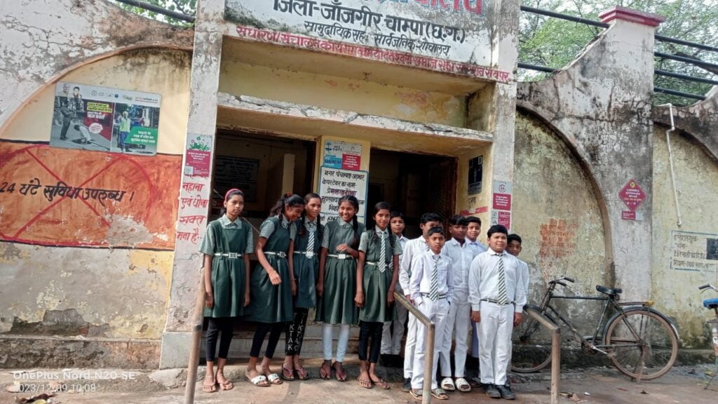स्वच्छ अड़भार का अभियान--<em>नगर पंचायत अड़भार में स्वच्छ भारत के तहत शौचायलयों एवं सार्वजनिक शौचायलयों का किया गया निरीक्षण, शहर को स्वच्छ बनाने की तैयारी</em>, सीएमओ/उपयंत्री के निर्देश में सफाई दरोगा सहित स्वच्छता मित्र कर रहे कार्य स्वच्छ अड़भार का अभियान--<em>नगर पंचायत अड़भार में स्वच्छ भारत के तहत शौचायलयों एवं सार्वजनिक शौचायलयों का किया गया निरीक्षण, शहर को स्वच्छ बनाने की तैयारी</em>, सीएमओ/उपयंत्री के निर्देश में सफाई दरोगा सहित स्वच्छता मित्र कर रहे कार्य kshititech