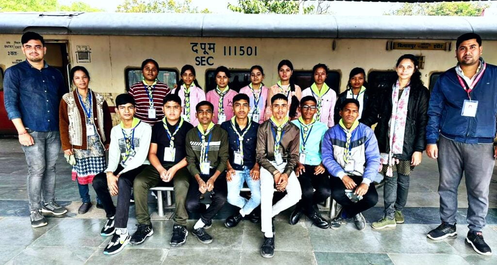 <em>सक्ति जिले की सक्रियता-आपदा प्रबंधन साहसिक गतिविधियों में भाग लेने स्काउट गाइड का जत्था पचमढ़ी रवाना,जिला संघ सक्ति ने स्काउट गाइड टीम को किया रवाना</em> <em>सक्ति जिले की सक्रियता-आपदा प्रबंधन साहसिक गतिविधियों में भाग लेने स्काउट गाइड का जत्था पचमढ़ी रवाना,जिला संघ सक्ति ने स्काउट गाइड टीम को किया रवाना</em> kshititech