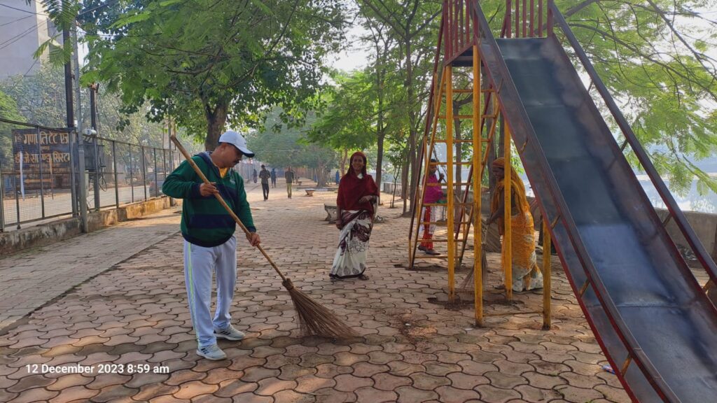 <em>छत्तीसगढ़ के चौथे मुख्यमंत्री के रूप में विष्णुदेव साय की हुई शपथ, शक्ति के जिला कलेक्ट्रेट कार्यालय में हुआ लाइव टेलीकास्ट, जिले में स्वच्छ भारत का अभियान जोरो से, मोदी की भारत विकसित संकल्प यात्रा के क्रियान्वयन हेतु कलेक्टर ने दिए जिले के अधिकारियों को दिशा निर्देश</em>, 18 दिसंबर को गुरु घासीदास जयंती को आबकारी विभाग ने किया शुष्क दिवस घोषित <em>छत्तीसगढ़ के चौथे मुख्यमंत्री के रूप में विष्णुदेव साय की हुई शपथ, शक्ति के जिला कलेक्ट्रेट कार्यालय में हुआ लाइव टेलीकास्ट, जिले में स्वच्छ भारत का अभियान जोरो से, मोदी की भारत विकसित संकल्प यात्रा के क्रियान्वयन हेतु कलेक्टर ने दिए जिले के अधिकारियों को दिशा निर्देश</em>, 18 दिसंबर को गुरु घासीदास जयंती को आबकारी विभाग ने किया शुष्क दिवस घोषित kshititech