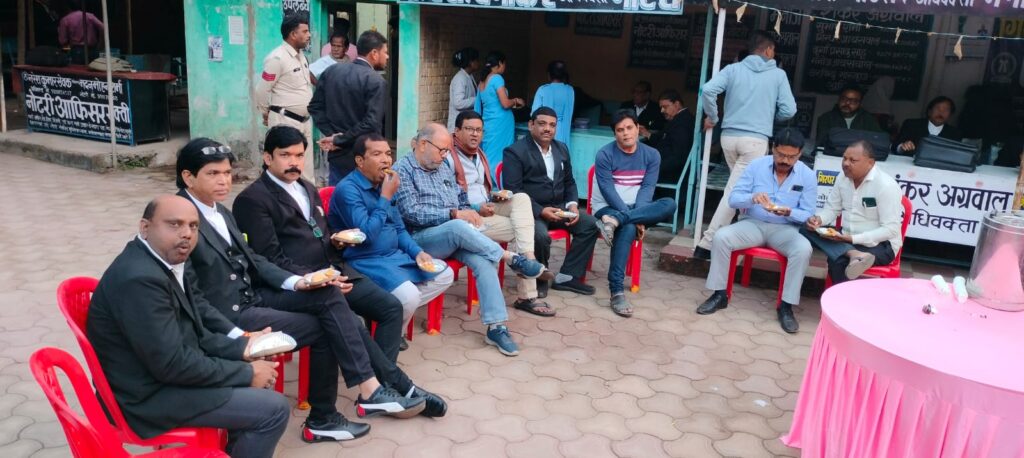 <em>महंत के जन्मदिन पर शक्ति में हुए अनेकों सेवा के तथा रचनात्मक कार्यक्रम, सरकारी अस्पताल में हुआ फल वितरण, दृष्टि बाधित विशेष विद्यालय में कांग्रेस नेताओं ने केक काटकर मनाया जन्मदिन, तहसील कार्यालय परिसर में हुआ निशुल्क स्वास्थ्य जांच शिविर का आयोजन, पूर्व नगर पालिका अध्यक्ष श्यामसुंदर अग्रवाल ने रायपुर पहुंच कर दी महंत को बधाई</em> <em>महंत के जन्मदिन पर शक्ति में हुए अनेकों सेवा के तथा रचनात्मक कार्यक्रम, सरकारी अस्पताल में हुआ फल वितरण, दृष्टि बाधित विशेष विद्यालय में कांग्रेस नेताओं ने केक काटकर मनाया जन्मदिन, तहसील कार्यालय परिसर में हुआ निशुल्क स्वास्थ्य जांच शिविर का आयोजन, पूर्व नगर पालिका अध्यक्ष श्यामसुंदर अग्रवाल ने रायपुर पहुंच कर दी महंत को बधाई</em> kshititech