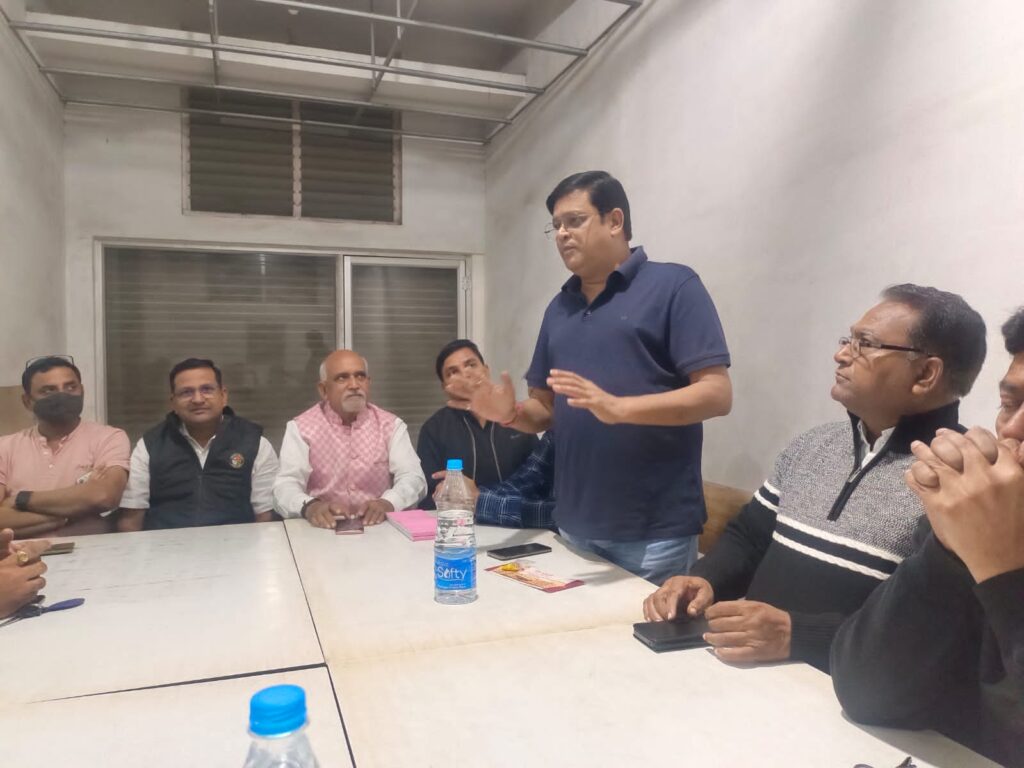 <em>27 दिसंबर को होने वाले अग्रोहा धाम के लोकार्पण के लिए शहर के विभिन्न स्थानों पर समाज बंधुओ की हुई बैठक, लोकार्पण समारोह को ऐतिहासिक बनाने तैयारियां जोरों पर</em>, मुकेश मित्तल कलानोरिया एवं राकेश अग्रवाल अग्रोहा धाम ने कहा प्रत्येक अग्रवाल बंधु इस कार्यक्रम में हो शामिल <em>27 दिसंबर को होने वाले अग्रोहा धाम के लोकार्पण के लिए शहर के विभिन्न स्थानों पर समाज बंधुओ की हुई बैठक, लोकार्पण समारोह को ऐतिहासिक बनाने तैयारियां जोरों पर</em>, मुकेश मित्तल कलानोरिया एवं राकेश अग्रवाल अग्रोहा धाम ने कहा प्रत्येक अग्रवाल बंधु इस कार्यक्रम में हो शामिल kshititech