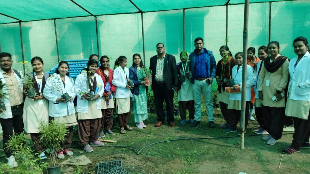 <em>जन भागीदारी अध्यक्ष रिंकू अग्रवाल की आतिथ्य में रासेयों का सात दिवसीय शिविर प्रारंभ, शक्ति के सरकारी कॉलेज के विद्यार्थियों का क्रोकोडाइल पार्क कोटमी सोनार शैक्षणिक भ्रमण, रिंकू अग्रवाल ने कहा- राष्ट्रीय सेवा योजना से मिलती है अनुशासन की सीख</em> <em>जन भागीदारी अध्यक्ष रिंकू अग्रवाल की आतिथ्य में रासेयों का सात दिवसीय शिविर प्रारंभ, शक्ति के सरकारी कॉलेज के विद्यार्थियों का क्रोकोडाइल पार्क कोटमी सोनार शैक्षणिक भ्रमण, रिंकू अग्रवाल ने कहा- राष्ट्रीय सेवा योजना से मिलती है अनुशासन की सीख</em> kshititech