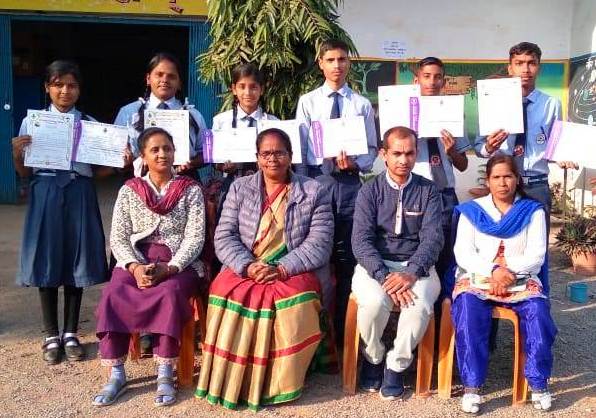 <em>स्वामी आत्मानंद उत्कृष्ट हिंदी माध्यम के बच्चों को किया गया स्काउट प्रमाण पत्र का वितरण,पंचमढ़ी के शिविर में की थी सक्रिय सहभागिता</em> <em>स्वामी आत्मानंद उत्कृष्ट हिंदी माध्यम के बच्चों को किया गया स्काउट प्रमाण पत्र का वितरण,पंचमढ़ी के शिविर में की थी सक्रिय सहभागिता</em> kshititech