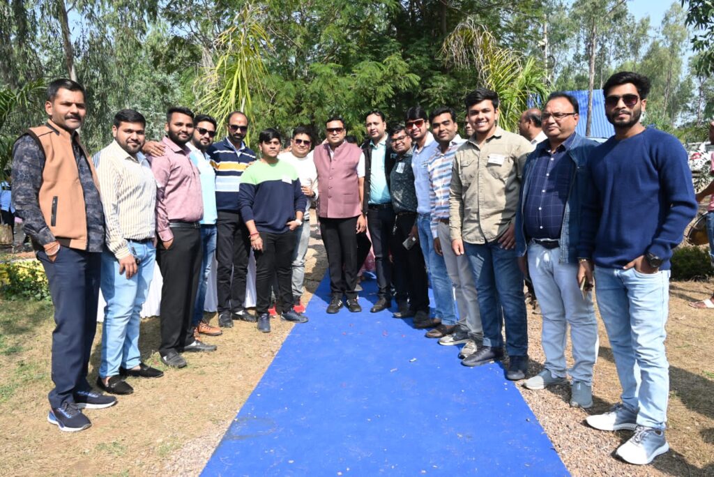 <em>74 शाखाओ की प्रांतीय पिकनिक एवं दीपावली मिलन- छत्तीसगढ़ प्रांतीय मारवाड़ी युवा मंच द्वारा करगी रोड कोटा में सम्पन्न हुआ प्रांतीय पिकनिक कार्यक्रम एवं दीपावली मिलन, प्रदेश अध्यक्ष मनीष के नेतृत्व में पहली बार मंच साथियों के लिए हुआ ऐसा संयुक्त प्रयास</em>, अध्यक्ष मनीष ने कहा- मंच कार्यक्रमों के साथ-साथ सदस्यों का भी रखती है ध्यान <em>74 शाखाओ की प्रांतीय पिकनिक एवं दीपावली मिलन- छत्तीसगढ़ प्रांतीय मारवाड़ी युवा मंच द्वारा करगी रोड कोटा में सम्पन्न हुआ प्रांतीय पिकनिक कार्यक्रम एवं दीपावली मिलन, प्रदेश अध्यक्ष मनीष के नेतृत्व में पहली बार मंच साथियों के लिए हुआ ऐसा संयुक्त प्रयास</em>, अध्यक्ष मनीष ने कहा- मंच कार्यक्रमों के साथ-साथ सदस्यों का भी रखती है ध्यान kshititech
