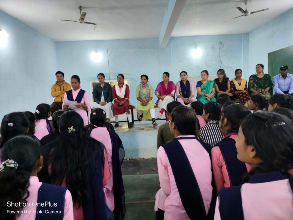 <em>शक्ति के नवीन कन्या महाविद्यालय में हुआ विभिन्न प्रतिस्पर्धाओं का आयोजन</em>, दो दिवसीय युवा उत्सव के माध्यम से छात्राओं की प्रतिभाओं को निखारने का हुआ सकारात्मक प्रयास <em>शक्ति के नवीन कन्या महाविद्यालय में हुआ विभिन्न प्रतिस्पर्धाओं का आयोजन</em>, दो दिवसीय युवा उत्सव के माध्यम से छात्राओं की प्रतिभाओं को निखारने का हुआ सकारात्मक प्रयास kshititech