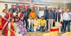 <em>छत्तीसगढ़ प्रांतीय युवा अग्रवाल मंच ने किया </em>अ<em>ग़हन पुर्णिमा पर कुलदेवी महालक्ष्मी जी के वरदान दिवस का कार्यक्रम, परिचय सम्मेलन की तैयारीयो को लेकर हुई चर्चा, कन्हैया अग्रवाल ने कहा- अग्रसेन जी को महालक्ष्मी जी ने दिया था वरदान,अग्रवाल कहलाते हैं लक्ष्मी पुत्र</em> <em>छत्तीसगढ़ प्रांतीय युवा अग्रवाल मंच ने किया </em>अ<em>ग़हन पुर्णिमा पर कुलदेवी महालक्ष्मी जी के वरदान दिवस का कार्यक्रम, परिचय सम्मेलन की तैयारीयो को लेकर हुई चर्चा, कन्हैया अग्रवाल ने कहा- अग्रसेन जी को महालक्ष्मी जी ने दिया था वरदान,अग्रवाल कहलाते हैं लक्ष्मी पुत्र</em> kshititech