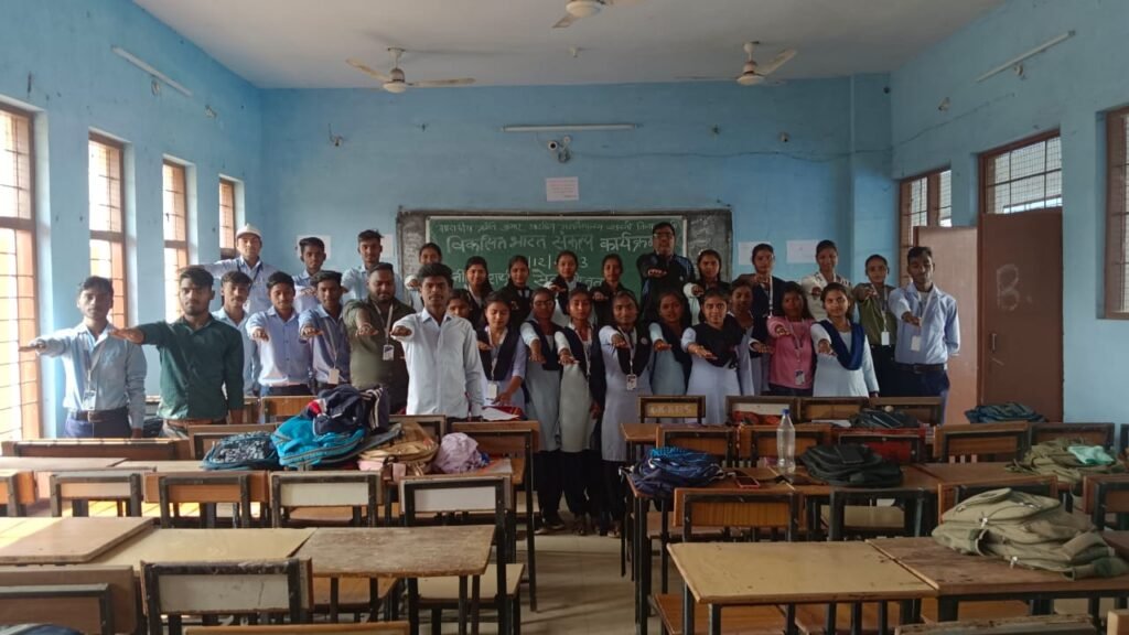 <em>गुरु गोविंद सिंह के वीर सपूतों की शहादत पर वीर दिवस-शासकीय क्रान्ति कुमार भारतीय महाविद्यालय सक्ति में वीर बाल दिवस और विकसित भारत संकल्प शपथ का हुआ आयोजन</em>,सिक्खों के दसवें धर्मगुरु थे गुरु गोविंद सिंह kshititech