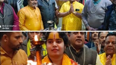 हनुमान जी की आस्था में डूबा शक्ति-- <em>शक्ति के सिद्ध श्री हनुमान मंदिर में हुआ महाआरती का आयोजन,छत्तीसगढ़ जनर्लिस्ट वेलफेयर यूनियन के सदस्यों सहित भागवताआचार्य श्रेया रानी भी हुई शामिल,पंडित ओमप्रकाश वैष्णव एवं हनुमान सेवा परिवार द्वारा विगत 28 सप्ताह से हो रहा निरंतर आयोजन</em>, बारिश के बावजूद उमड़ा हनुमान भक्तों का सैलाब हनुमान जी की आस्था में डूबा शक्ति-- <em>शक्ति के सिद्ध श्री हनुमान मंदिर में हुआ महाआरती का आयोजन,छत्तीसगढ़ जनर्लिस्ट वेलफेयर यूनियन के सदस्यों सहित भागवताआचार्य श्रेया रानी भी हुई शामिल,पंडित ओमप्रकाश वैष्णव एवं हनुमान सेवा परिवार द्वारा विगत 28 सप्ताह से हो रहा निरंतर आयोजन</em>, बारिश के बावजूद उमड़ा हनुमान भक्तों का सैलाब kshititech