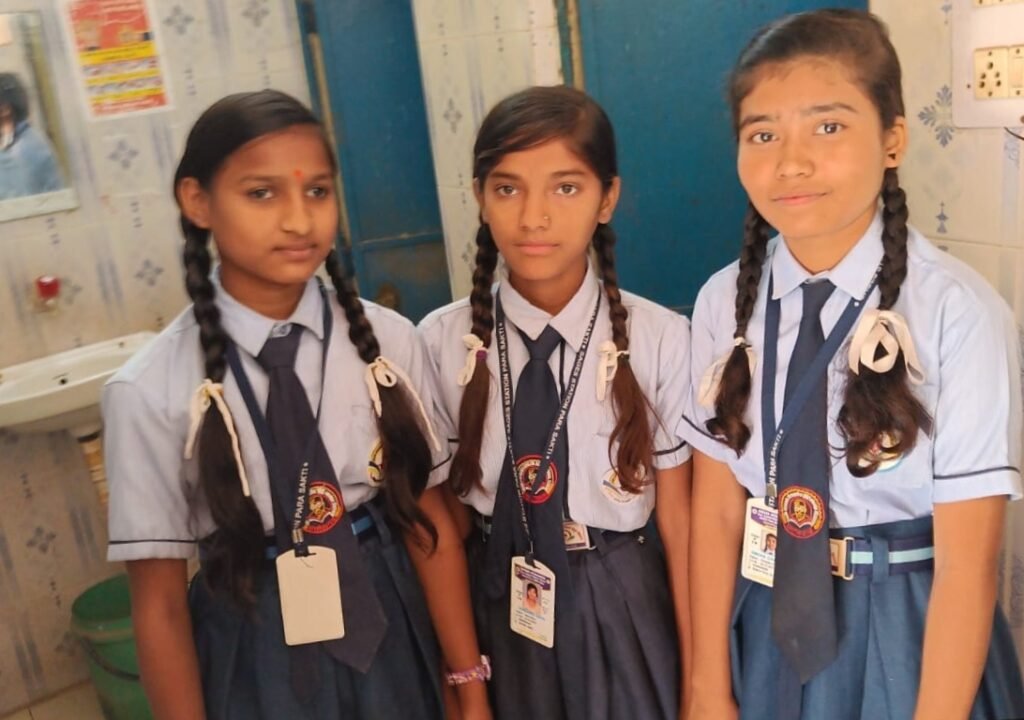 <em>शक्ति को स्वच्छ भारत के अंतर्गत सवारने की तैयारी- शक्ति शहर में सार्वजनिक शौचायलयों को नगर पालिका करेगी अपग्रेड- सीएमओ संजय सिंह एवम इंजीनियर ने किया शौचायलयों का निरीक्षण, शहर की सार्वजनिक व्यवस्थाओं का भी लिया जायजा</em> kshititech