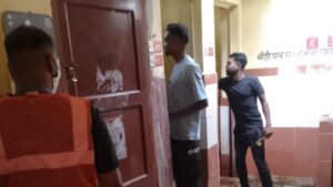 स्वच्छ अड़भार का अभियान--<em>नगर पंचायत अड़भार में स्वच्छ भारत के तहत शौचायलयों एवं सार्वजनिक शौचायलयों का किया गया निरीक्षण, शहर को स्वच्छ बनाने की तैयारी</em>, सीएमओ/उपयंत्री के निर्देश में सफाई दरोगा सहित स्वच्छता मित्र कर रहे कार्य स्वच्छ अड़भार का अभियान--<em>नगर पंचायत अड़भार में स्वच्छ भारत के तहत शौचायलयों एवं सार्वजनिक शौचायलयों का किया गया निरीक्षण, शहर को स्वच्छ बनाने की तैयारी</em>, सीएमओ/उपयंत्री के निर्देश में सफाई दरोगा सहित स्वच्छता मित्र कर रहे कार्य kshititech