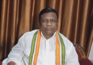 <em>कांग्रेस में दिखाई नेताओं को उनकी औकात-सत्ता रहते राज करो, सरकार गई तो आरोप लगाओ, 14 दिसंबर को कांग्रेस ने किया दो पूर्व विधायकों को प्राथमिक सदस्यता से निष्कासित, और भी दिग्गज नेताओं पर चलेगा अनुशासन का डंडा</em>, नेताओं की अमर्यादित भाषा से राजनीतिक दल भी सहमे <em>कांग्रेस में दिखाई नेताओं को उनकी औकात-सत्ता रहते राज करो, सरकार गई तो आरोप लगाओ, 14 दिसंबर को कांग्रेस ने किया दो पूर्व विधायकों को प्राथमिक सदस्यता से निष्कासित, और भी दिग्गज नेताओं पर चलेगा अनुशासन का डंडा</em>, नेताओं की अमर्यादित भाषा से राजनीतिक दल भी सहमे kshititech