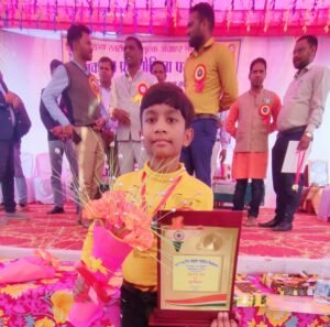 विद्यालय का गौरव- <em>शक्ति के गुंजन एजुकेशन सेंटर के विद्यार्थी आराध्य मेंहर ने राज्य स्तरीय नवोदय आकलन जांच परीक्षा में हासिल किया द्वितीय स्थान, अपर कलेक्टर के हाथों मिला ₹9000 का सम्मान एवं मैडल</em> विद्यालय का गौरव- <em>शक्ति के गुंजन एजुकेशन सेंटर के विद्यार्थी आराध्य मेंहर ने राज्य स्तरीय नवोदय आकलन जांच परीक्षा में हासिल किया द्वितीय स्थान, अपर कलेक्टर के हाथों मिला ₹9000 का सम्मान एवं मैडल</em> kshititech