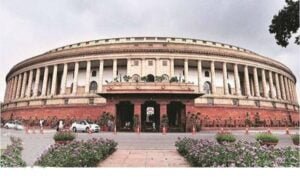 <em>142 सांसदों के निष्कासन का मामला- देश की संसद में अडानी के खिलाफ चर्चा पर कांग्रेस सांसदों के निष्कासन पर शक्ति के कांग्रेसियों ने दिया नगर पालिका के बाहर धरना, जिला अध्यक्ष त्रिलोकचंद जायसवाल ने कहा- भारत का लोकतंत्र खतरे में, कांग्रेसियों ने कहा- भाजपा संसद चलाने में कर रही </em>मनमानी kshititech