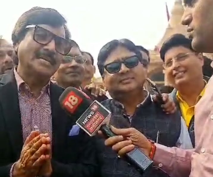 <em>राइस मिल प्रदेश अध्यक्ष योगेश अग्रवाल की पहल पर छत्तीसगढ़ के मिल मालिकों ने दिया 3000 क्विंटल चावल- अयोध्या के भगवान श्री रामचंद्र जी के मंदिर में उनके ननिहाल के सुगंधित चावल का लगेगा भोग, 30 दिसंबर को 11 ट्रकों में भरकर श्री राम मंदिर रायपुर से अयोध्या रवाना हुआ चावल</em> <em>राइस मिल प्रदेश अध्यक्ष योगेश अग्रवाल की पहल पर छत्तीसगढ़ के मिल मालिकों ने दिया 3000 क्विंटल चावल- अयोध्या के भगवान श्री रामचंद्र जी के मंदिर में उनके ननिहाल के सुगंधित चावल का लगेगा भोग, 30 दिसंबर को 11 ट्रकों में भरकर श्री राम मंदिर रायपुर से अयोध्या रवाना हुआ चावल</em> kshititech