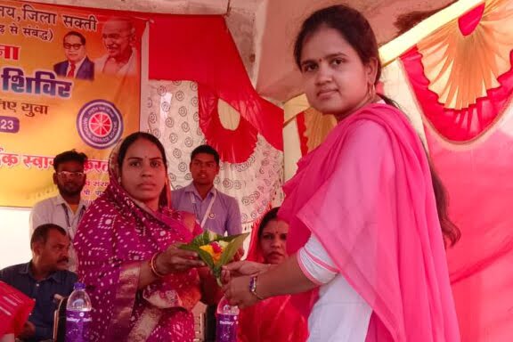 <em>जन भागीदारी अध्यक्ष रिंकू अग्रवाल की आतिथ्य में रासेयों का सात दिवसीय शिविर प्रारंभ, शक्ति के सरकारी कॉलेज के विद्यार्थियों का क्रोकोडाइल पार्क कोटमी सोनार शैक्षणिक भ्रमण, रिंकू अग्रवाल ने कहा- राष्ट्रीय सेवा योजना से मिलती है अनुशासन की सीख</em> <em>जन भागीदारी अध्यक्ष रिंकू अग्रवाल की आतिथ्य में रासेयों का सात दिवसीय शिविर प्रारंभ, शक्ति के सरकारी कॉलेज के विद्यार्थियों का क्रोकोडाइल पार्क कोटमी सोनार शैक्षणिक भ्रमण, रिंकू अग्रवाल ने कहा- राष्ट्रीय सेवा योजना से मिलती है अनुशासन की सीख</em> kshititech