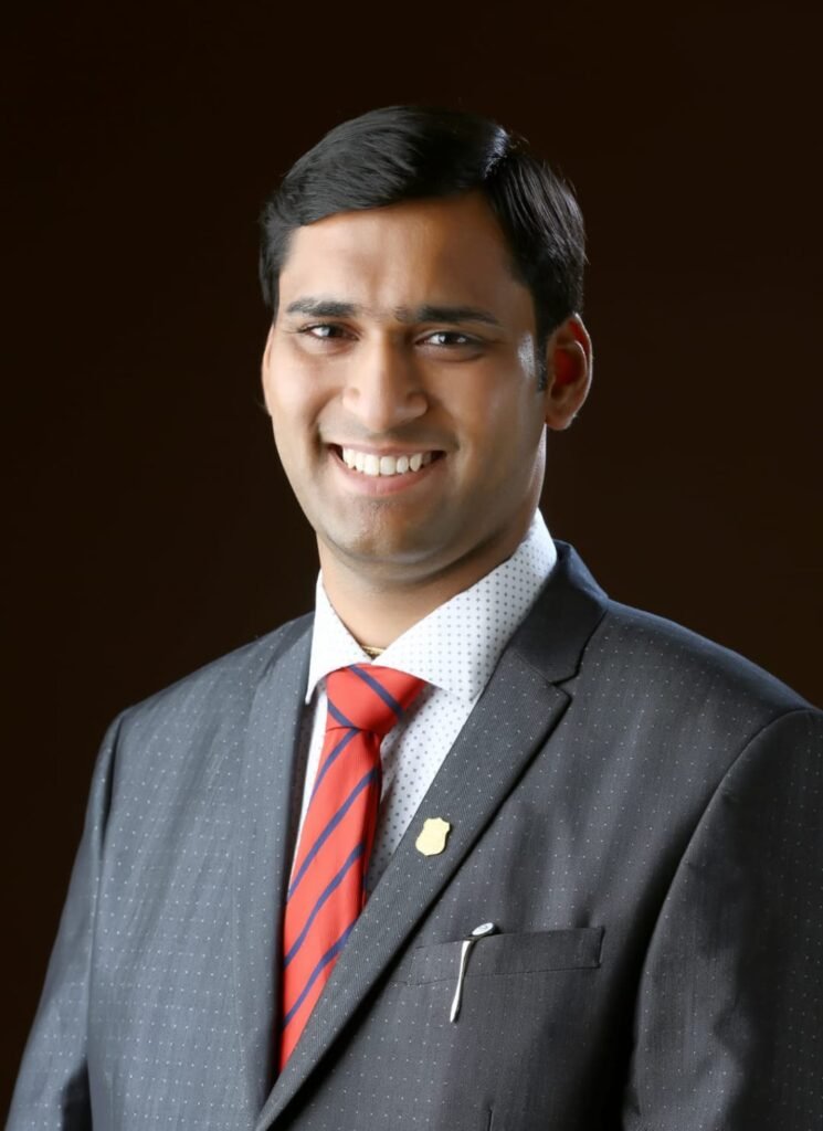 <em>प्रतिष्ठित बीमा सलाहकार राहुल अग्रवाल ने कहा- नए वर्ष में आप भी करवाये अपना एवं अपने परिवार जनों का बीमा, बीमा से बढ़कर नहीं है कोई उपहार</em>, राहुल ने कहा बच्चों की भविष्य की शिक्षा की प्लानिंग के लिए भी हमें बीमा पर करना चाहिए विचार kshititech