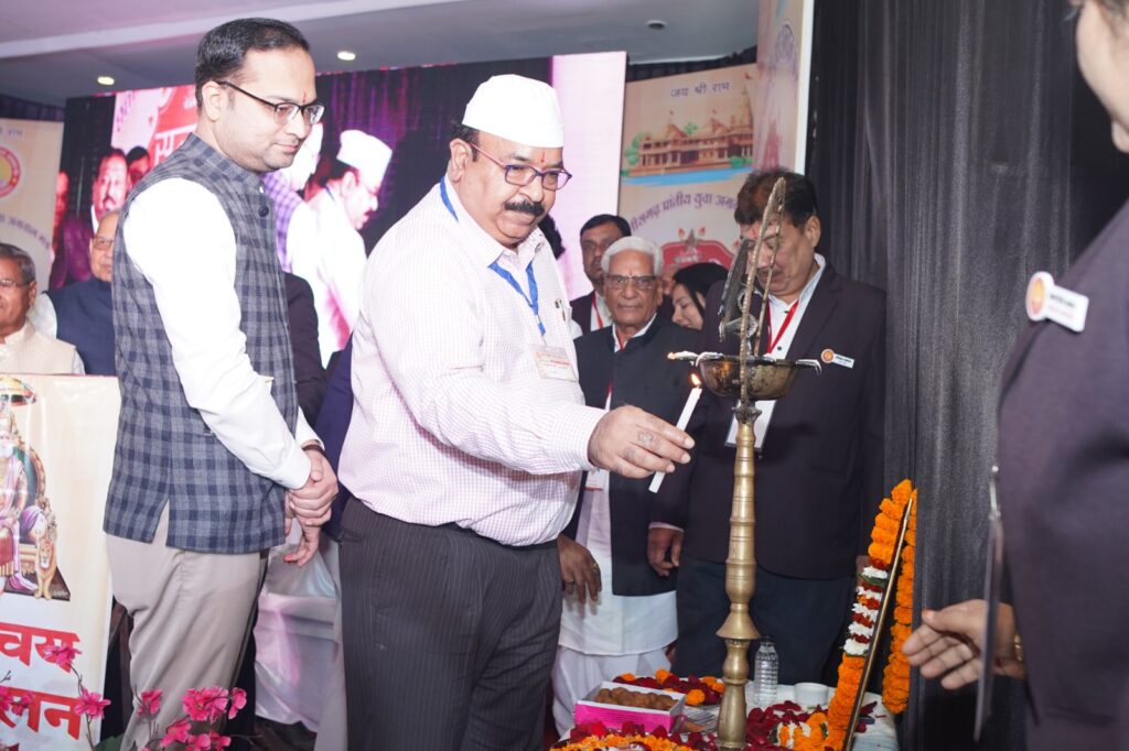 <em>परिचय सम्मेलनों के आयोजन से बच्चो को मिलता है जीवनसाथी चुनने का बेहतर अवसर-डॉ संपत अग्रवाल विधायक, 6 जनवरी को हुआ एजुकेटेड परिचय सम्मेलन का शुभारंभ, प्रथम दिवस 200 प्रत्याशियों ने दिया परिचय</em>, 7 जनवरी को भी परिचय सम्मेलन रहेगा जारी <em>परिचय सम्मेलनों के आयोजन से बच्चो को मिलता है जीवनसाथी चुनने का बेहतर अवसर-डॉ संपत अग्रवाल विधायक, 6 जनवरी को हुआ एजुकेटेड परिचय सम्मेलन का शुभारंभ, प्रथम दिवस 200 प्रत्याशियों ने दिया परिचय</em>, 7 जनवरी को भी परिचय सम्मेलन रहेगा जारी kshititech