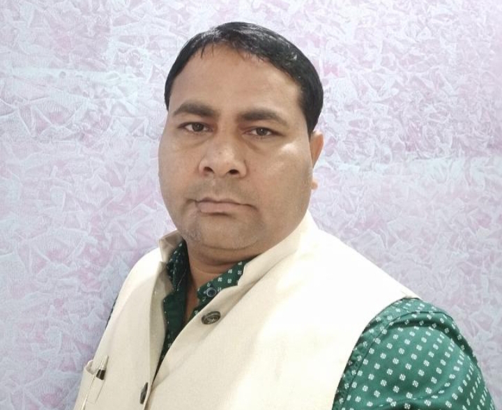 <em>लोकसभा चुनाव को लेकर सरगर्मी चालू, प्रदेश में एकमात्र अजा के लिए आरक्षित जांजगीर-चांपा लोकसभा में मचेगा घमासान,कांग्रेस से अमृत लाल सोनहर कर रहे सशक्त दावेदारी, तो वहीं पूर्व विधायक सामले भी कतार में, अमृत की दावेदारी के लिए युवा वर्ग लामबंद</em> <em>लोकसभा चुनाव को लेकर सरगर्मी चालू, प्रदेश में एकमात्र अजा के लिए आरक्षित जांजगीर-चांपा लोकसभा में मचेगा घमासान,कांग्रेस से अमृत लाल सोनहर कर रहे सशक्त दावेदारी, तो वहीं पूर्व विधायक सामले भी कतार में, अमृत की दावेदारी के लिए युवा वर्ग लामबंद</em> kshititech