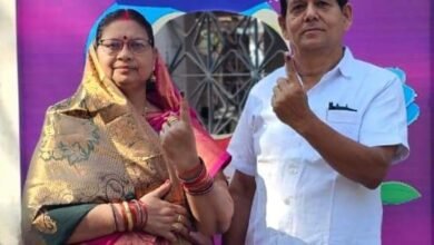 शक्ति में <em>अविश्वास प्रस्ताव में फेल हुई भाजपा….बच गई कांग्रेस समर्थित सुषमा की कुर्सी</em>, सुषमा ने कहा_ यह शहर वासियों के विश्वास की जीत, तथा उन्होंने शहर का जो विकास किया, कहीं ना कहीं लोगों के मन में अभी भी है उनके प्रति विश्वास की भावना, काम आ गई नेता प्रतिपक्ष महंत की रणनीति kshititech