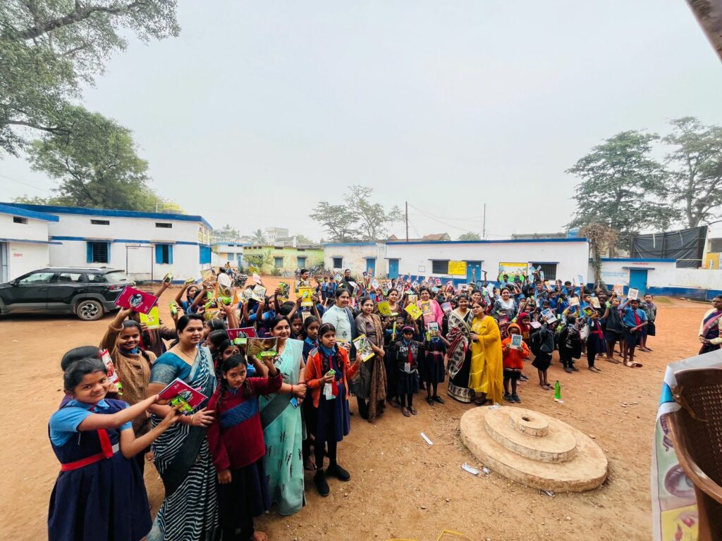 <em>स्थापना दिवस विशेष_महिला जागृति शाखा शक्ति ने किया, सोंठी के कन्या शाला में बच्चों को स्कूली सामग्री का हुआ वितरण, रीना ने कहा युवा मंच पूरी दुनिया में सबसे बड़ी सेवा कार्य करने वाली संस्था</em> <em>स्थापना दिवस विशेष_महिला जागृति शाखा शक्ति ने किया, सोंठी के कन्या शाला में बच्चों को स्कूली सामग्री का हुआ वितरण, रीना ने कहा युवा मंच पूरी दुनिया में सबसे बड़ी सेवा कार्य करने वाली संस्था</em> kshititech