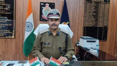 आईपीएस अहीरे का बढ़ा कद- SSP से DIG बनाए गए शक्ति में ओएसडी के पद पर हुए थे पदस्थ, ओएसडी से एसपी,एसपी से एसएसपी एवं एसएसपी से अब डीआईजी की जिम्मेदारी देखेंगे अहीरे आईपीएस अहीरे का बढ़ा कद- SSP से DIG बनाए गए शक्ति में ओएसडी के पद पर हुए थे पदस्थ, ओएसडी से एसपी,एसपी से एसएसपी एवं एसएसपी से अब डीआईजी की जिम्मेदारी देखेंगे अहीरे kshititech