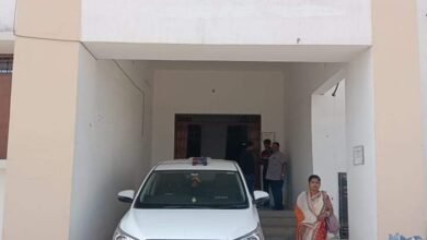 उड़ीसा नंबर की बलेनो कार में ले जाया जा रहा है हजारों रुपए की कीमत का गांजा जब्त, मालखरौदा पुलिस की जिले में नशे पर लगाम कसने ताड़ बतोड़ कार्यवाही,SP अंकिता के निर्देशन में कर रही पुलिस काम,गांजे का बहुत बड़ा गढ़ है शक्ति जिला,06 आरोपियों को पुलिस ने किया गिरफ्तार, शक्ति शहर में ही दशकों से चल रहा है गांजे का अवैध धंधा उड़ीसा नंबर की बलेनो कार में ले जाया जा रहा है हजारों रुपए की कीमत का गांजा जब्त, मालखरौदा पुलिस की जिले में नशे पर लगाम कसने ताड़ बतोड़ कार्यवाही,SP अंकिता के निर्देशन में कर रही पुलिस काम,गांजे का बहुत बड़ा गढ़ है शक्ति जिला,06 आरोपियों को पुलिस ने किया गिरफ्तार, शक्ति शहर में ही दशकों से चल रहा है गांजे का अवैध धंधा kshititech