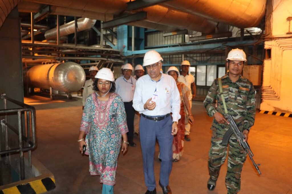 कलेक्टर नूपुर पहुंची डीबी पावर प्लांट,प्लांट का किया निरीक्षण- शक्ति तहसीलदार मनमोहन प्रताप सिंह सहित अधिकारियों ने किया पीएम आवास के निर्माण का निरीक्षण,16 को जन समस्या शिविर की तैयारियां जोरों पर,कलेक्ट्रेट कार्यालय में हुआ पीएम विश्वकर्म योजना पर जन जागरूकता कार्यक्रम, सोनगुड़ा एवं जर्वे में संपन्न हुआ निशुल्क स्वास्थ्य जांच शिविर कलेक्टर नूपुर पहुंची डीबी पावर प्लांट,प्लांट का किया निरीक्षण- शक्ति तहसीलदार मनमोहन प्रताप सिंह सहित अधिकारियों ने किया पीएम आवास के निर्माण का निरीक्षण,16 को जन समस्या शिविर की तैयारियां जोरों पर,कलेक्ट्रेट कार्यालय में हुआ पीएम विश्वकर्म योजना पर जन जागरूकता कार्यक्रम, सोनगुड़ा एवं जर्वे में संपन्न हुआ निशुल्क स्वास्थ्य जांच शिविर kshititech