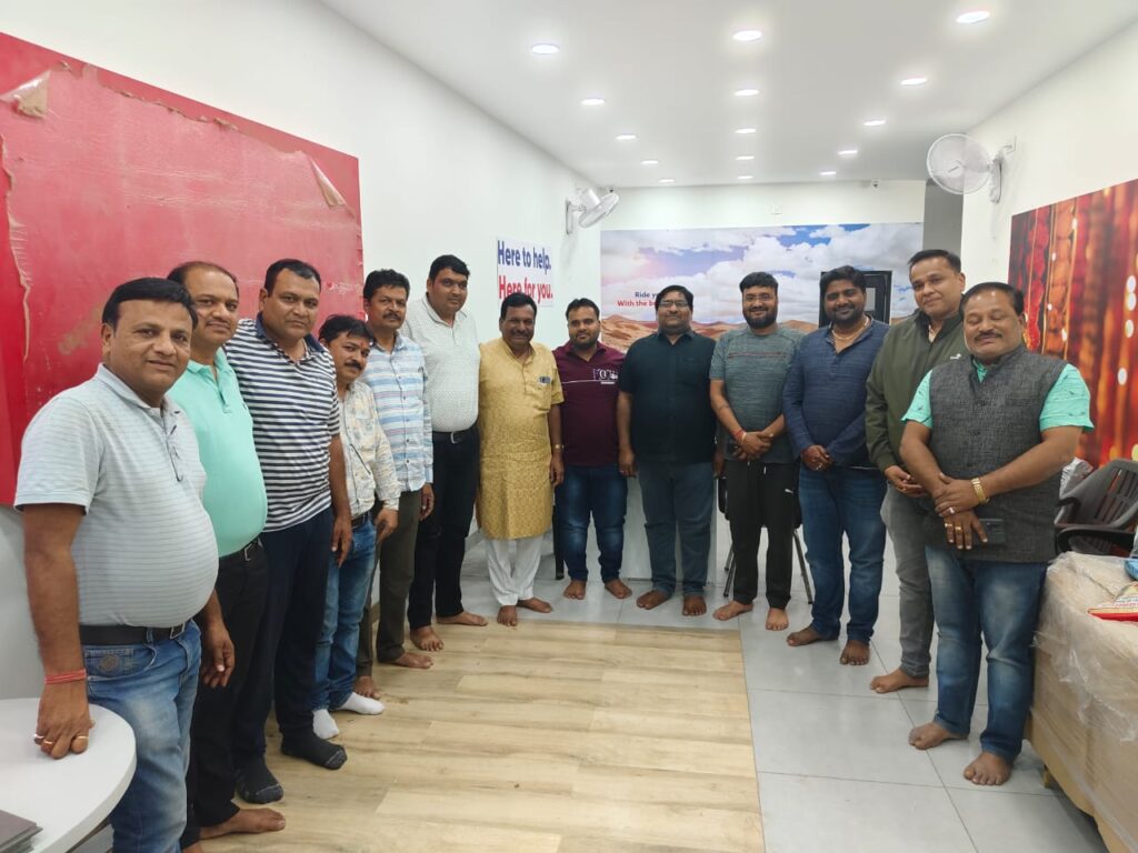MYM PRESIDENT ELECTION-मारवाड़ी युवा मंच शक्ति शाखा के चौथी बार अध्यक्ष चुने गए मनीष कथूरिया, 21 फरवरी को आयोजित बैठक में सर्वसम्मति से मनीष को मिली जिम्मेदारी, मनीष ने कहा- मंच के संगठन को और करेंगे मजबूत, 30 साल पुरानी है शक्ति शाखा, सेवा कार्यों से राष्ट्रीय स्तर पर शाखा ने बनाई है अपनी पहचान MYM PRESIDENT ELECTION-मारवाड़ी युवा मंच शक्ति शाखा के चौथी बार अध्यक्ष चुने गए मनीष कथूरिया, 21 फरवरी को आयोजित बैठक में सर्वसम्मति से मनीष को मिली जिम्मेदारी, मनीष ने कहा- मंच के संगठन को और करेंगे मजबूत, 30 साल पुरानी है शक्ति शाखा, सेवा कार्यों से राष्ट्रीय स्तर पर शाखा ने बनाई है अपनी पहचान kshititech