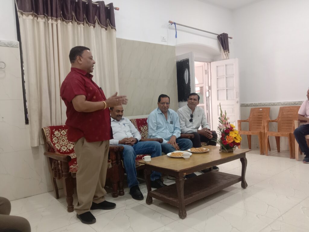 सक्ति के चेम्बर ऑफ़ कॉमर्स ने किया वरिष्ठ पुलिस अधीक्षक अहीरे के स्थानांतरण पर सम्मान समारोह, अहीरे ने कहा जिले वासियों का मिला स्नेह मेरे लिए सदैव रहेगा यादगार, शक्ति से सूरजपुर का कार्यभार देखेंगे एम आर अहीरे, सहज, सरल एवं कुशल प्रशासनिक क्षमता वाले अधिकारी के रूप में अपनी पहचान बनाई SSP श्री अहीरे ने सक्ति के चेम्बर ऑफ़ कॉमर्स ने किया वरिष्ठ पुलिस अधीक्षक अहीरे के स्थानांतरण पर सम्मान समारोह, अहीरे ने कहा जिले वासियों का मिला स्नेह मेरे लिए सदैव रहेगा यादगार, शक्ति से सूरजपुर का कार्यभार देखेंगे एम आर अहीरे, सहज, सरल एवं कुशल प्रशासनिक क्षमता वाले अधिकारी के रूप में अपनी पहचान बनाई SSP श्री अहीरे ने kshititech