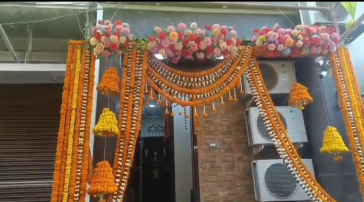 शक्ति में अर्जुनलाल रामकुमार सराफ परिवार द्वारा कराया जा रहा है रानी सती दादी जी का अखंड मंगल पाठ, 16 से 17 फरवरी तक होगा अखंड मंगल पाठ, अनवरत 24 घंटे चलेगा मंगल पाठ, 14 चरणों में होगा दादी जी का पाठ, प्रत्येक चरणों में अलग-अलग दादी भक्त महिलाएं हों रही हैं शामिल, 17 फरवरी को होगा भंडारा प्रसाद का कार्यक्रम शक्ति में अर्जुनलाल रामकुमार सराफ परिवार द्वारा कराया जा रहा है रानी सती दादी जी का अखंड मंगल पाठ, 16 से 17 फरवरी तक होगा अखंड मंगल पाठ, अनवरत 24 घंटे चलेगा मंगल पाठ, 14 चरणों में होगा दादी जी का पाठ, प्रत्येक चरणों में अलग-अलग दादी भक्त महिलाएं हों रही हैं शामिल, 17 फरवरी को होगा भंडारा प्रसाद का कार्यक्रम kshititech