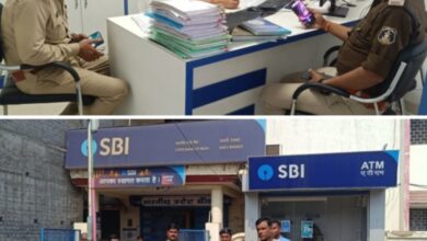 महतो सुधारेंगे शक्ति शहर सहित जिले की यातायात व्यवस्था, एसपी अंकिता के निर्देश पर बैंकों एवं सरकारी दफ्तरों के प्रमुखों के साथ बैठक की यातायात प्रभारी महतो ने, आए दिन शहर की सड़कों पर लगता है बढ़ा जाम, शहर में चला यातायात जागरूकता अभियान, दबंग यातायात प्रभारी की करी है पुलिस मुखिया ने नियुक्ति,महतो ने कहा-सड़कों पर वाहन खड़ा न करने दी जा रही समझाइश,बाद में की जाएगी चालानी कारवाई महतो सुधारेंगे शक्ति शहर सहित जिले की यातायात व्यवस्था, एसपी अंकिता के निर्देश पर बैंकों एवं सरकारी दफ्तरों के प्रमुखों के साथ बैठक की यातायात प्रभारी महतो ने, आए दिन शहर की सड़कों पर लगता है बढ़ा जाम, शहर में चला यातायात जागरूकता अभियान, दबंग यातायात प्रभारी की करी है पुलिस मुखिया ने नियुक्ति,महतो ने कहा-सड़कों पर वाहन खड़ा न करने दी जा रही समझाइश,बाद में की जाएगी चालानी कारवाई kshititech