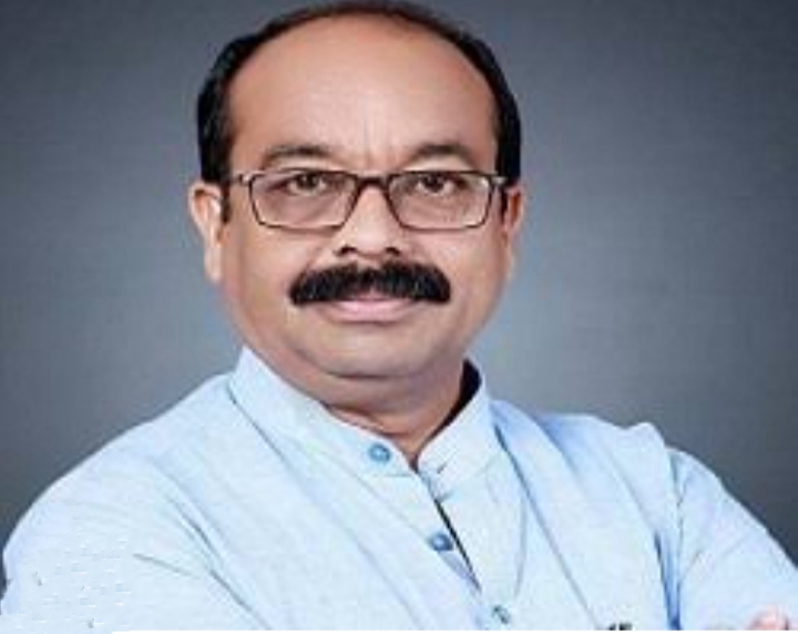 ठेकेदारों की मनमानी पर लगेगी लगाम- काम लेकर चालू नहीं करने वाले ठेकेदारों को नगरीय प्रशासन का बड़ा झटका, सभी नगर निगम, नगर पालिका एवं नगर पंचायतो में आज पर्यंत तक प्रारंभ नहीं होने वाले कार्यों को किया सीधे निरस्त,नहीं होगी ठेकेदारों की कोई सुनवाई,नगरीय प्रशासन मंत्री अरुण साव विभागीय लापरवाही को लेकर सख्त ठेकेदारों की मनमानी पर लगेगी लगाम- काम लेकर चालू नहीं करने वाले ठेकेदारों को नगरीय प्रशासन का बड़ा झटका, सभी नगर निगम, नगर पालिका एवं नगर पंचायतो में आज पर्यंत तक प्रारंभ नहीं होने वाले कार्यों को किया सीधे निरस्त,नहीं होगी ठेकेदारों की कोई सुनवाई,नगरीय प्रशासन मंत्री अरुण साव विभागीय लापरवाही को लेकर सख्त kshititech