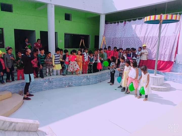 होली मनी धूमधाम से-शहर के लिटिल फ्लावर इंग्लिश मीडियम स्कूल में स्कूल प्रबंधन सहित विद्यार्थियों ने मनाई होली, विद्यालय प्रबंधन ने कहा- होली का पर्व आपसी भाईचारे एवं सौहाद्र का प्रतीक, विद्यालय प्रबंधन ने शिक्षकों को शत- प्रतिशत मतदान का भी कराया संकल्प, विद्यार्थियों में देखा होली को लेकर उत्साह होली मनी धूमधाम से-शहर के लिटिल फ्लावर इंग्लिश मीडियम स्कूल में स्कूल प्रबंधन सहित विद्यार्थियों ने मनाई होली, विद्यालय प्रबंधन ने कहा- होली का पर्व आपसी भाईचारे एवं सौहाद्र का प्रतीक, विद्यालय प्रबंधन ने शिक्षकों को शत- प्रतिशत मतदान का भी कराया संकल्प, विद्यार्थियों में देखा होली को लेकर उत्साह kshititech