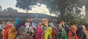 शक्ति विधानसभा में लोकसभा का चुनाव जीतने भाजपा ने बनाई रणनीति- ग्रामीण इलाके मोहगांव में लोकसभा कोर कमेटी एवं प्रबंधन समिति की बैठक संपन्न, प्रत्याशी कमलेश जांगड़े ने भी 26 मार्च को किया शक्ति विधानसभा का दौरा, कमलेश जांगड़े ने कहा सभी कार्यकर्ताओं की मेहनत से ही 400 प्लस का लक्ष्य होगा पार, प्रदेश की एकमात्र अनुसूचित जाति वर्ग के लिए आरक्षित सीट पर भाजपा नहीं लेना चाहती रिस्क शक्ति विधानसभा में लोकसभा का चुनाव जीतने भाजपा ने बनाई रणनीति- ग्रामीण इलाके मोहगांव में लोकसभा कोर कमेटी एवं प्रबंधन समिति की बैठक संपन्न, प्रत्याशी कमलेश जांगड़े ने भी 26 मार्च को किया शक्ति विधानसभा का दौरा, कमलेश जांगड़े ने कहा सभी कार्यकर्ताओं की मेहनत से ही 400 प्लस का लक्ष्य होगा पार, प्रदेश की एकमात्र अनुसूचित जाति वर्ग के लिए आरक्षित सीट पर भाजपा नहीं लेना चाहती रिस्क kshititech