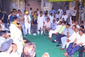 कुरुक्षेत्र के मैदान में होगा सुशील- नवीन का सामना, सुशील गुप्ता ने सोशल मीडिया पर लिखा- भाजपा को कुरुक्षेत्र में जब नहीं मिला कोई प्रत्याशी तो नवीन जिंदल को डरा धमका कर लाया गया भाजपा में, अखिल भारतीय अग्रवाल संगठन के राष्ट्रीय अध्यक्ष भी हैं डॉक्टर सुशील कुमार गुप्ता, सुशील ने कहा इशारे इशारे में- असली भ्रष्टाचारियों की जगह बीजेपी के है दलदल में कुरुक्षेत्र के मैदान में होगा सुशील- नवीन का सामना, सुशील गुप्ता ने सोशल मीडिया पर लिखा- भाजपा को कुरुक्षेत्र में जब नहीं मिला कोई प्रत्याशी तो नवीन जिंदल को डरा धमका कर लाया गया भाजपा में, अखिल भारतीय अग्रवाल संगठन के राष्ट्रीय अध्यक्ष भी हैं डॉक्टर सुशील कुमार गुप्ता, सुशील ने कहा इशारे इशारे में- असली भ्रष्टाचारियों की जगह बीजेपी के है दलदल में kshititech