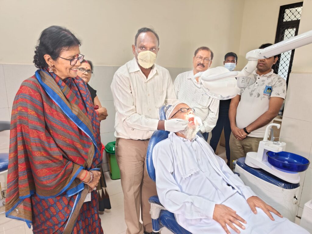 सांसद ज्योत्सना की सक्रियता-कोरबा संसदीय क्षेत्र में स्वास्थ्य सुविधाओं की बेहतरी के लिए प्रतिबद्ध हूं-ज्योत्सना महंत,मेडिकल कॉलेज व ईएसआईसी अस्पताल पहुंचीं सांसद,चिकित्सकों व भर्ती मरीजों से करी मुलाकात, कोरबा क्षेत्र में विकास के लिए 5 सालों तक संघर्ष किया ज्योत्सना ने, रेल सुविधाओं में बढ़ोतरी में बड़ा योगदान है सांसद महंत का सांसद ज्योत्सना की सक्रियता-कोरबा संसदीय क्षेत्र में स्वास्थ्य सुविधाओं की बेहतरी के लिए प्रतिबद्ध हूं-ज्योत्सना महंत,मेडिकल कॉलेज व ईएसआईसी अस्पताल पहुंचीं सांसद,चिकित्सकों व भर्ती मरीजों से करी मुलाकात, कोरबा क्षेत्र में विकास के लिए 5 सालों तक संघर्ष किया ज्योत्सना ने, रेल सुविधाओं में बढ़ोतरी में बड़ा योगदान है सांसद महंत का kshititech