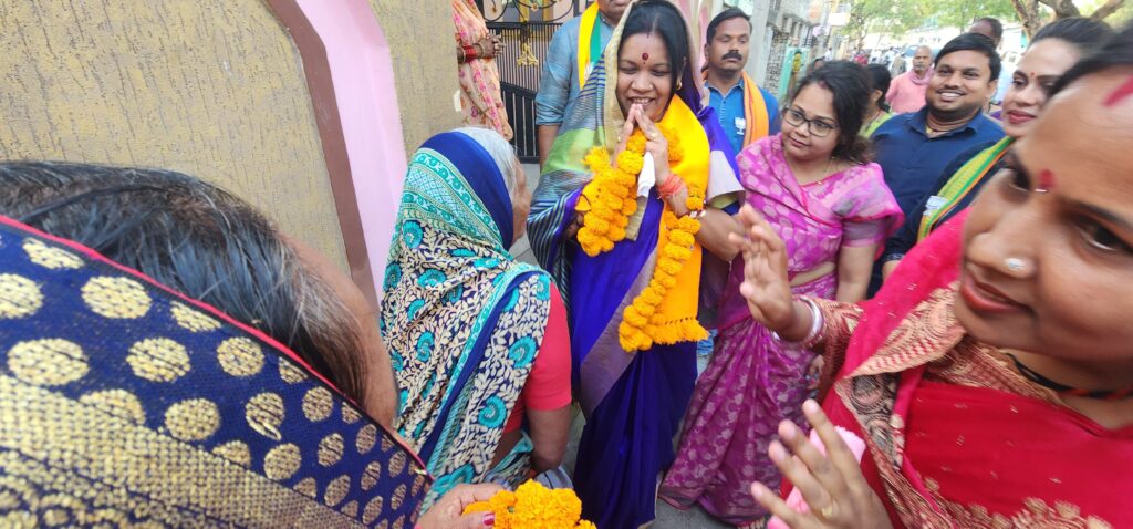 21 मार्च को भाजपा की जांजगीर चाम्पा एवं शक्ति जिले की खबरें एक साथ- गृह मंत्री विजय शर्मा ने जांजगीर में गिनाई विष्णु सरकार की 100 दिनों की उपलब्धियां-पत्रकार वार्ता को किया संबोधित, जिला कोषाध्यक्ष अरुण झांझडिया के निवास पर पहुंचे प्रदेश सह प्रभारी नितिन नवीन,लोकसभा प्रत्याशी कमलेश जांगड़े ने किया शक्ति विधानसभा क्षेत्र का जनसंपर्क 21 मार्च को भाजपा की जांजगीर चाम्पा एवं शक्ति जिले की खबरें एक साथ- गृह मंत्री विजय शर्मा ने जांजगीर में गिनाई विष्णु सरकार की 100 दिनों की उपलब्धियां-पत्रकार वार्ता को किया संबोधित, जिला कोषाध्यक्ष अरुण झांझडिया के निवास पर पहुंचे प्रदेश सह प्रभारी नितिन नवीन,लोकसभा प्रत्याशी कमलेश जांगड़े ने किया शक्ति विधानसभा क्षेत्र का जनसंपर्क kshititech