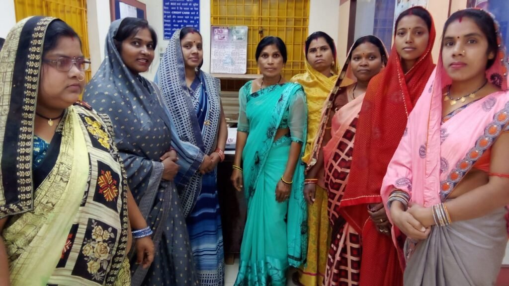 प्रशासन की अनूठी पहल- शक्ति जिले में मतदाताओं को मतदान के प्रति जागरूक करने कलेक्टर के निर्देश पर मनाया गया होली मिलन उत्सव, महिलाओं ने एक दूसरे का मुंह मीठा कराया तथा शत प्रतिशत मतदान का लिया संकल्प, जिले में शांतिपूर्ण संपन्न हुई बोर्ड की परीक्षाएं, नकल का केवल एक प्रकरण हुआ दर्ज प्रशासन की अनूठी पहल- शक्ति जिले में मतदाताओं को मतदान के प्रति जागरूक करने कलेक्टर के निर्देश पर मनाया गया होली मिलन उत्सव, महिलाओं ने एक दूसरे का मुंह मीठा कराया तथा शत प्रतिशत मतदान का लिया संकल्प, जिले में शांतिपूर्ण संपन्न हुई बोर्ड की परीक्षाएं, नकल का केवल एक प्रकरण हुआ दर्ज kshititech