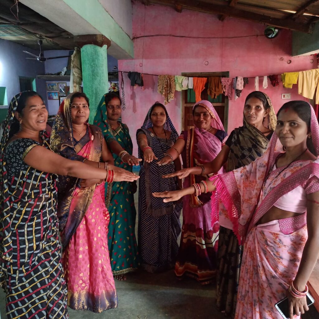 शक्ति जिले में आचार संहिता के उल्लंघन करने वाले राजनैतिक दलों के प्रत्याशियों की शिकायत करना हुआ आसान, कलेक्टर ने C-VIGIL एप पर आम नागरिकों से करी अपील- आदर्श आचार संहिता के उल्लंघन की तत्काल करें शिकायत, जिले में ओपन स्कूल की परीक्षाओं के लिए निगरानी एवं निरीक्षण दल का हुआ गठन, मतदान जागरूकता के लिए चल रहे विभिन्न आयोजन शक्ति जिले में आचार संहिता के उल्लंघन करने वाले राजनैतिक दलों के प्रत्याशियों की शिकायत करना हुआ आसान, कलेक्टर ने C-VIGIL एप पर आम नागरिकों से करी अपील- आदर्श आचार संहिता के उल्लंघन की तत्काल करें शिकायत, जिले में ओपन स्कूल की परीक्षाओं के लिए निगरानी एवं निरीक्षण दल का हुआ गठन, मतदान जागरूकता के लिए चल रहे विभिन्न आयोजन kshititech