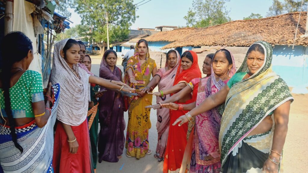 शक्ति जिले में आचार संहिता के उल्लंघन करने वाले राजनैतिक दलों के प्रत्याशियों की शिकायत करना हुआ आसान, कलेक्टर ने C-VIGIL एप पर आम नागरिकों से करी अपील- आदर्श आचार संहिता के उल्लंघन की तत्काल करें शिकायत, जिले में ओपन स्कूल की परीक्षाओं के लिए निगरानी एवं निरीक्षण दल का हुआ गठन, मतदान जागरूकता के लिए चल रहे विभिन्न आयोजन शक्ति जिले में आचार संहिता के उल्लंघन करने वाले राजनैतिक दलों के प्रत्याशियों की शिकायत करना हुआ आसान, कलेक्टर ने C-VIGIL एप पर आम नागरिकों से करी अपील- आदर्श आचार संहिता के उल्लंघन की तत्काल करें शिकायत, जिले में ओपन स्कूल की परीक्षाओं के लिए निगरानी एवं निरीक्षण दल का हुआ गठन, मतदान जागरूकता के लिए चल रहे विभिन्न आयोजन kshititech
