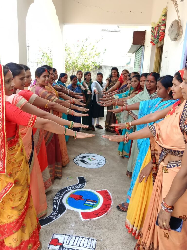 शक्ति कलेक्टर टोपनो ने ली लोकसभा निर्वाचन स्क्रीनिंग कमेटी की बैठक, बैंक मैनेजरो की बैठक कर चुनाव तक प्रत्याशियों के खाते में होने वाले ट्रांजैक्शन की जानकारियां प्रशासन को उपलब्ध करवाने दिए निर्देश, प्रत्याशियों के बैंक खातों पर रहेगी जिला प्रशासन की तीसरी आंख की होंगी नजर, इस बार होंगा शत- प्रतिशत मतदान kshititech