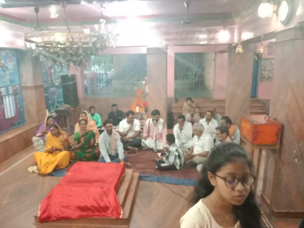 हनुमान जी का सुंदरकांड पाठ- शक्ति के महामाया मंदिर में होली पर्व की पूर्व संध्या पर हुआ श्री रामचंद्र जी की रामायण एवं सुंदरकांड पाठ का आयोजन, सामाजिक कार्यकर्ता देवेंद्र सोनी ने दी जानकारी, कार्यक्रम में पहुंचे राम भक्त एवं हनुमान जी की भी हुई आराधना हनुमान जी का सुंदरकांड पाठ- शक्ति के महामाया मंदिर में होली पर्व की पूर्व संध्या पर हुआ श्री रामचंद्र जी की रामायण एवं सुंदरकांड पाठ का आयोजन, सामाजिक कार्यकर्ता देवेंद्र सोनी ने दी जानकारी, कार्यक्रम में पहुंचे राम भक्त एवं हनुमान जी की भी हुई आराधना kshititech