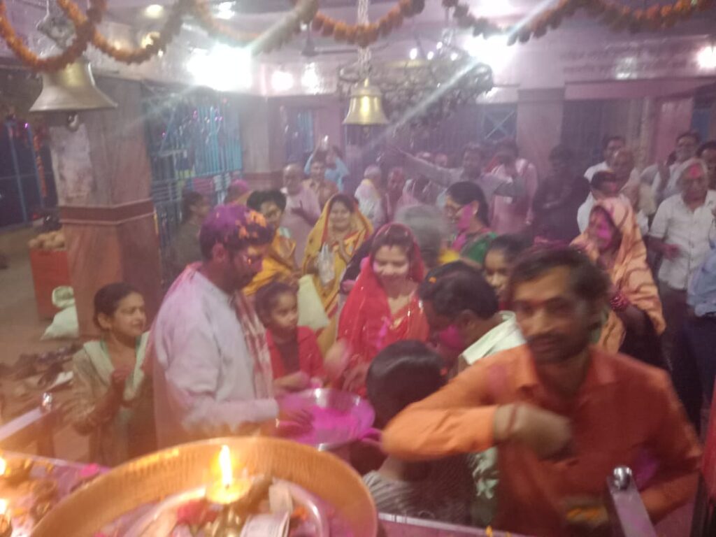 हनुमान जी का सुंदरकांड पाठ- शक्ति के महामाया मंदिर में होली पर्व की पूर्व संध्या पर हुआ श्री रामचंद्र जी की रामायण एवं सुंदरकांड पाठ का आयोजन, सामाजिक कार्यकर्ता देवेंद्र सोनी ने दी जानकारी, कार्यक्रम में पहुंचे राम भक्त एवं हनुमान जी की भी हुई आराधना हनुमान जी का सुंदरकांड पाठ- शक्ति के महामाया मंदिर में होली पर्व की पूर्व संध्या पर हुआ श्री रामचंद्र जी की रामायण एवं सुंदरकांड पाठ का आयोजन, सामाजिक कार्यकर्ता देवेंद्र सोनी ने दी जानकारी, कार्यक्रम में पहुंचे राम भक्त एवं हनुमान जी की भी हुई आराधना kshititech