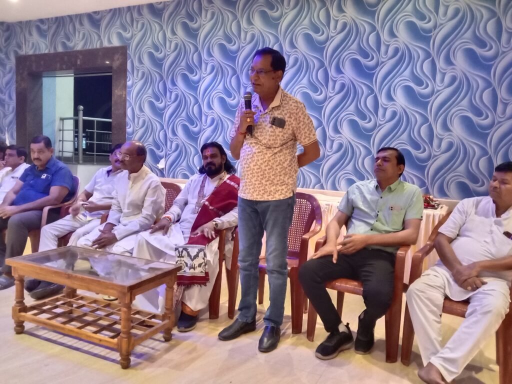 शक्ति में खुलेगा केंद्रीय विद्यालय- भाजपा व्यापारियों के साथ कभी भी अन्याय एवं अत्याचार को नहीं करती बर्दाश्त, व्यापारी हितों को सदैव संरक्षण दिया है बीजेपी ने,शक्ति की हटरी धर्मशाला में पूर्व नेता प्रतिपक्ष नारायण चंदेल ने कहा- शक्ति क्षेत्र का सौभाग्य की भाजपा ने लोकसभा के लिए बनाया शक्ति से प्रत्याशी, प्रत्याशी कमलेश जांगड़े ने कहा- मैं आपके क्षेत्र की बेटी एवं बहू, करूंगी सदैव आप सभी की सेवा एवं क्षेत्र का विकास kshititech